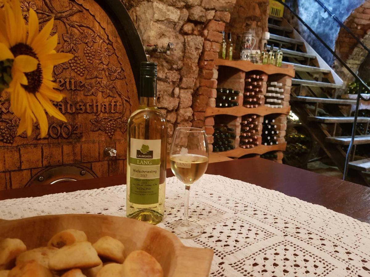 Laubgassl Apartment Mörbisch am See Екстериор снимка